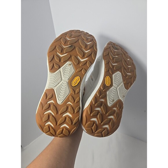 Hoka One One Transport White Gum size 9B 1123154-WWH - Picture 9 of 12